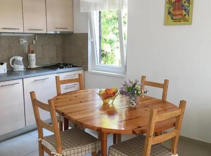 Apartment Lavanda Molat