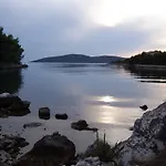 Molat Bay View Apartment Molat